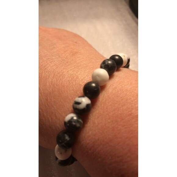 Panda Agate Beaded Stretch Bracelet - Picture 3 of 3